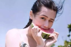 娱乐吃瓜的头像图片女,娱乐吃瓜界的时尚新宠